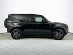 2026 Land Rover Defender 110 X-Dynamic SE