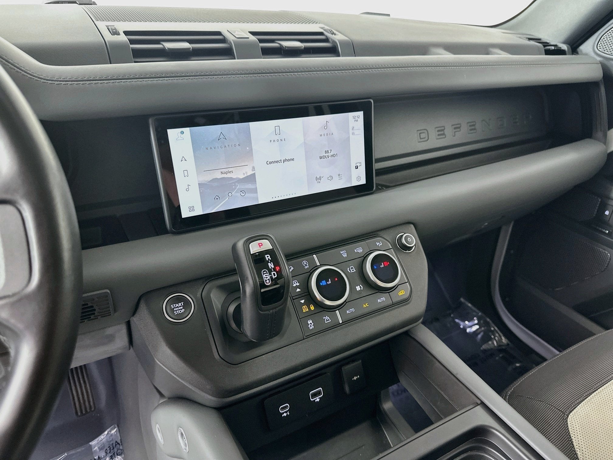 2024 Land Rover Defender 110 X-Dynamic SE
