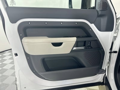 2024 Land Rover Defender 110 X-Dynamic SE