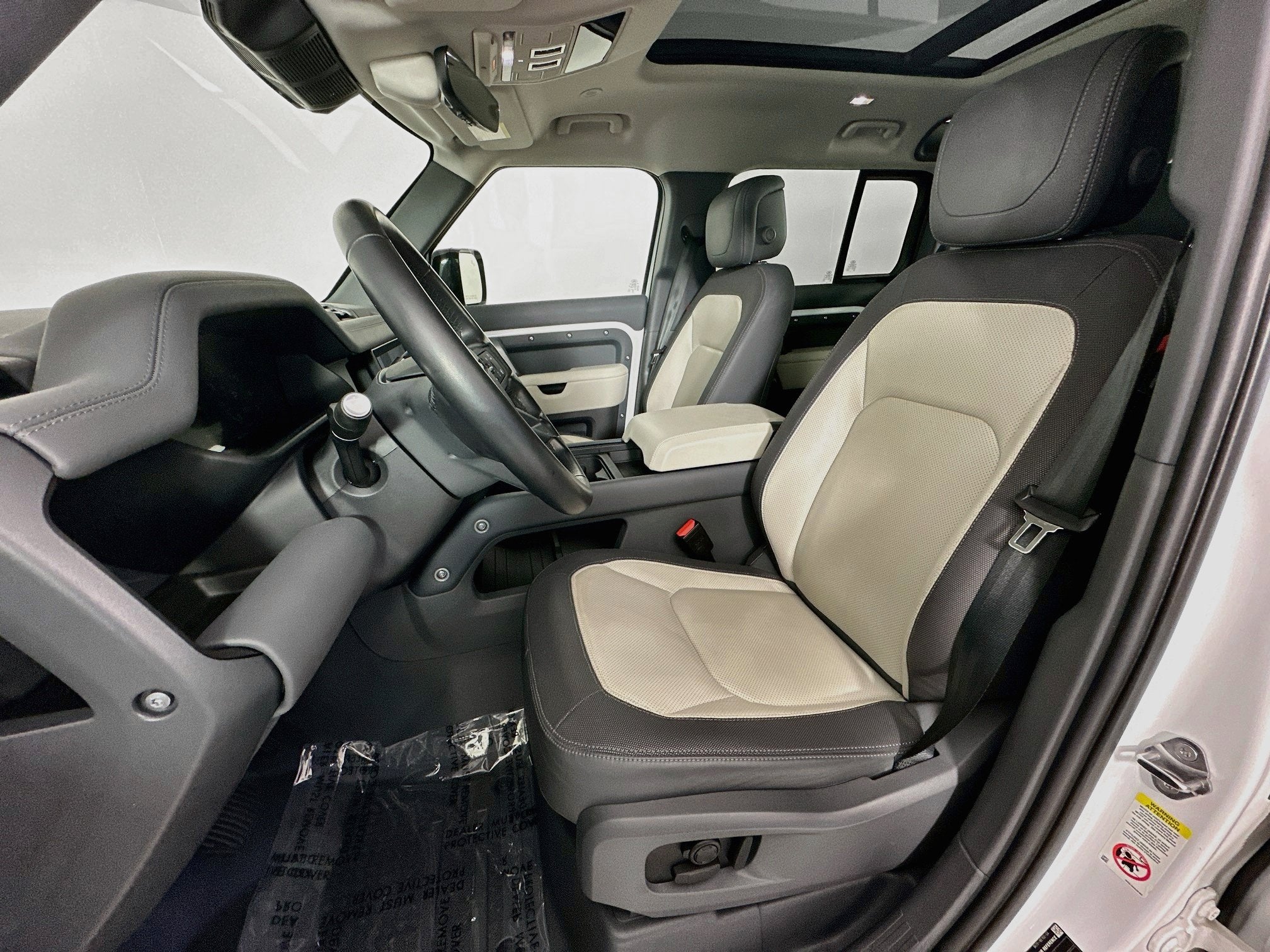 2024 Land Rover Defender 110 X-Dynamic SE