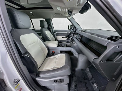 2024 Land Rover Defender 110 X-Dynamic SE