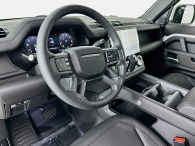 2026 Land Rover Defender 110 X-Dynamic SE