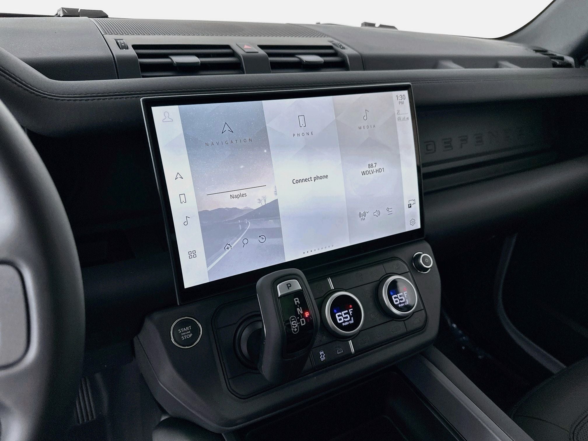 2026 Land Rover Defender 110 X-Dynamic SE