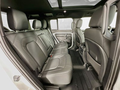 2026 Land Rover Defender 110 X-Dynamic SE
