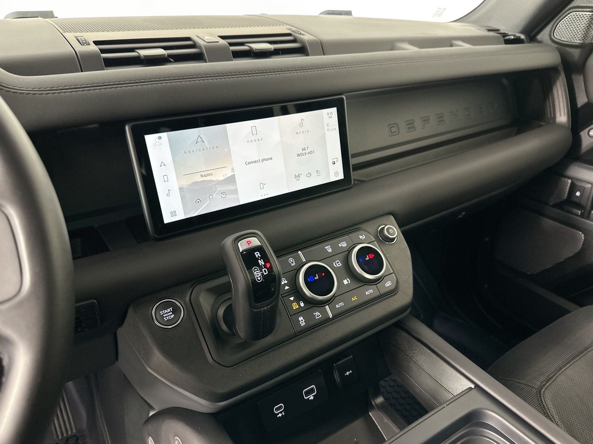 2024 Land Rover Defender 110 X-Dynamic SE