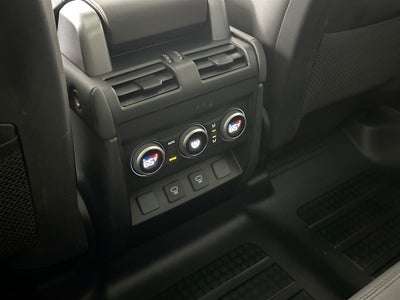 2024 Land Rover Defender 110 X-Dynamic SE