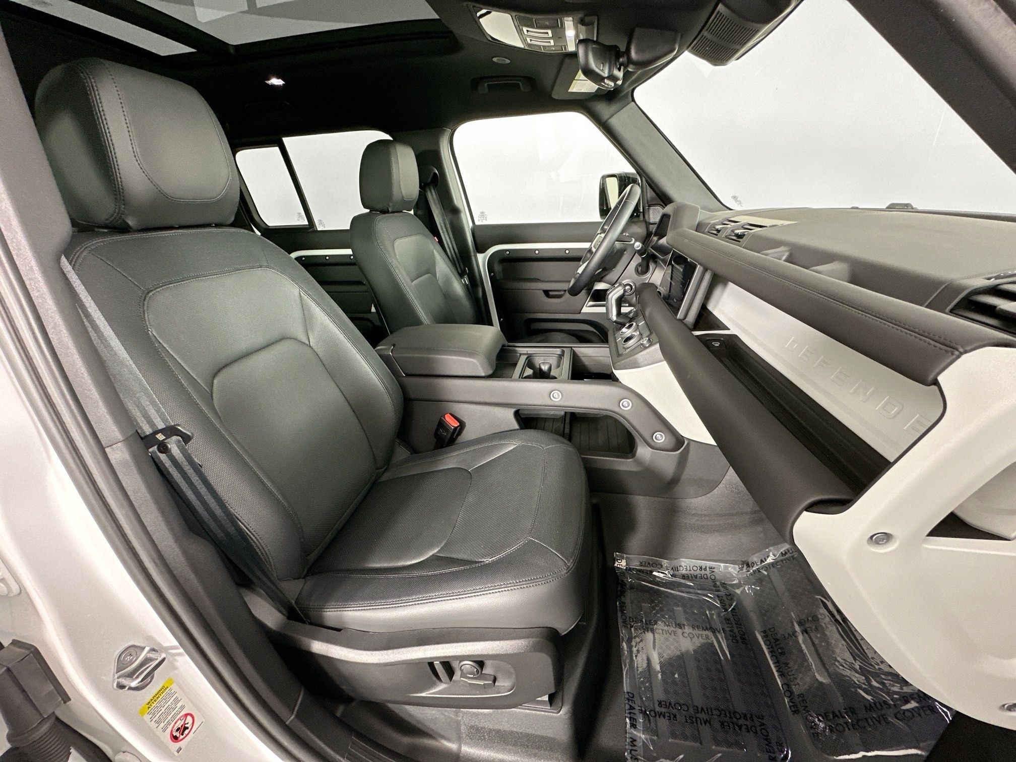 2024 Land Rover Defender 110 X-Dynamic SE