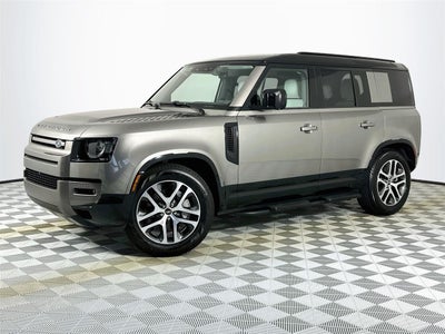 2025 Land Rover Defender 110 X-Dynamic SE