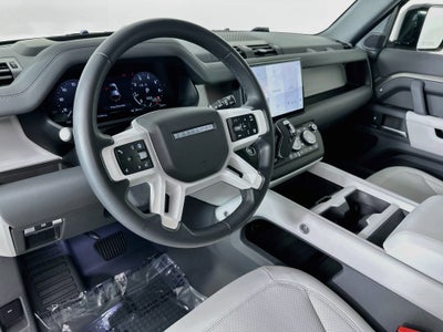2025 Land Rover Defender 110 X-Dynamic SE
