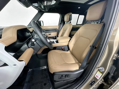 2026 Land Rover Defender 110 X-Dynamic SE