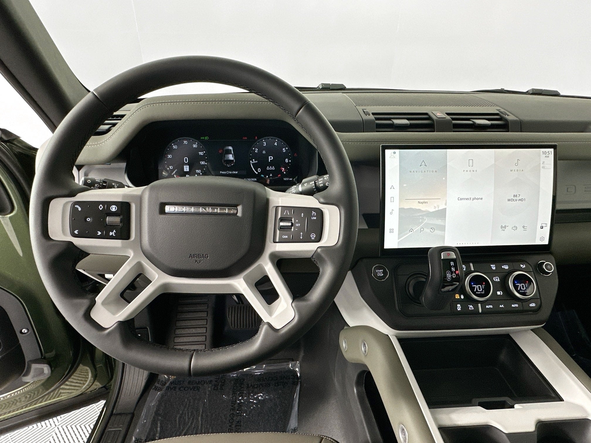 2026 Land Rover Defender 110 X-Dynamic SE