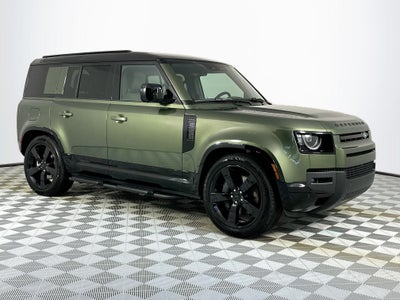 2026 Land Rover Defender 110 X-Dynamic SE
