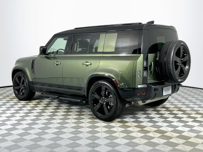 2026 Land Rover Defender 110 X-Dynamic SE