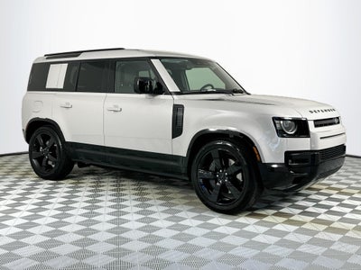 2026 Land Rover Defender 110 X-Dynamic SE