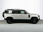 2026 Land Rover Defender 110 X-Dynamic SE