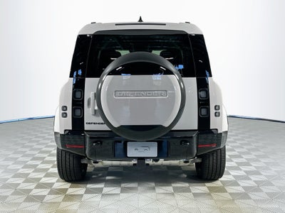 2026 Land Rover Defender 110 X-Dynamic SE