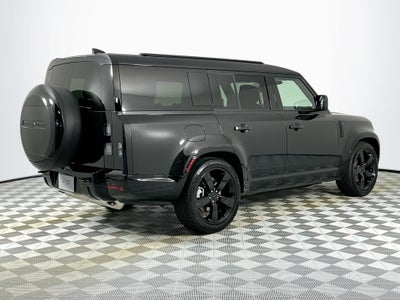 2026 Land Rover Defender 130 X-Dynamic SE