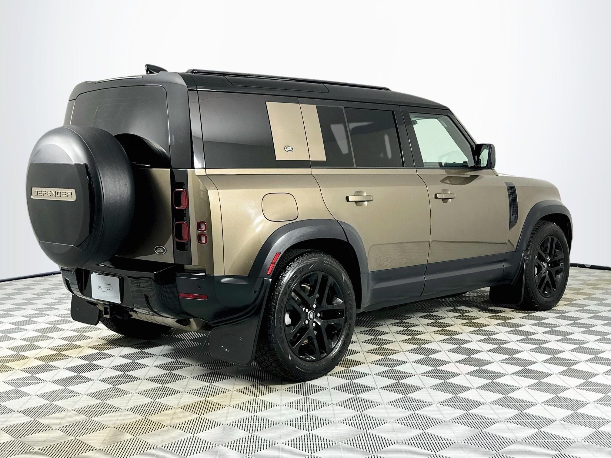 2020 Land Rover Defender 110 HSE