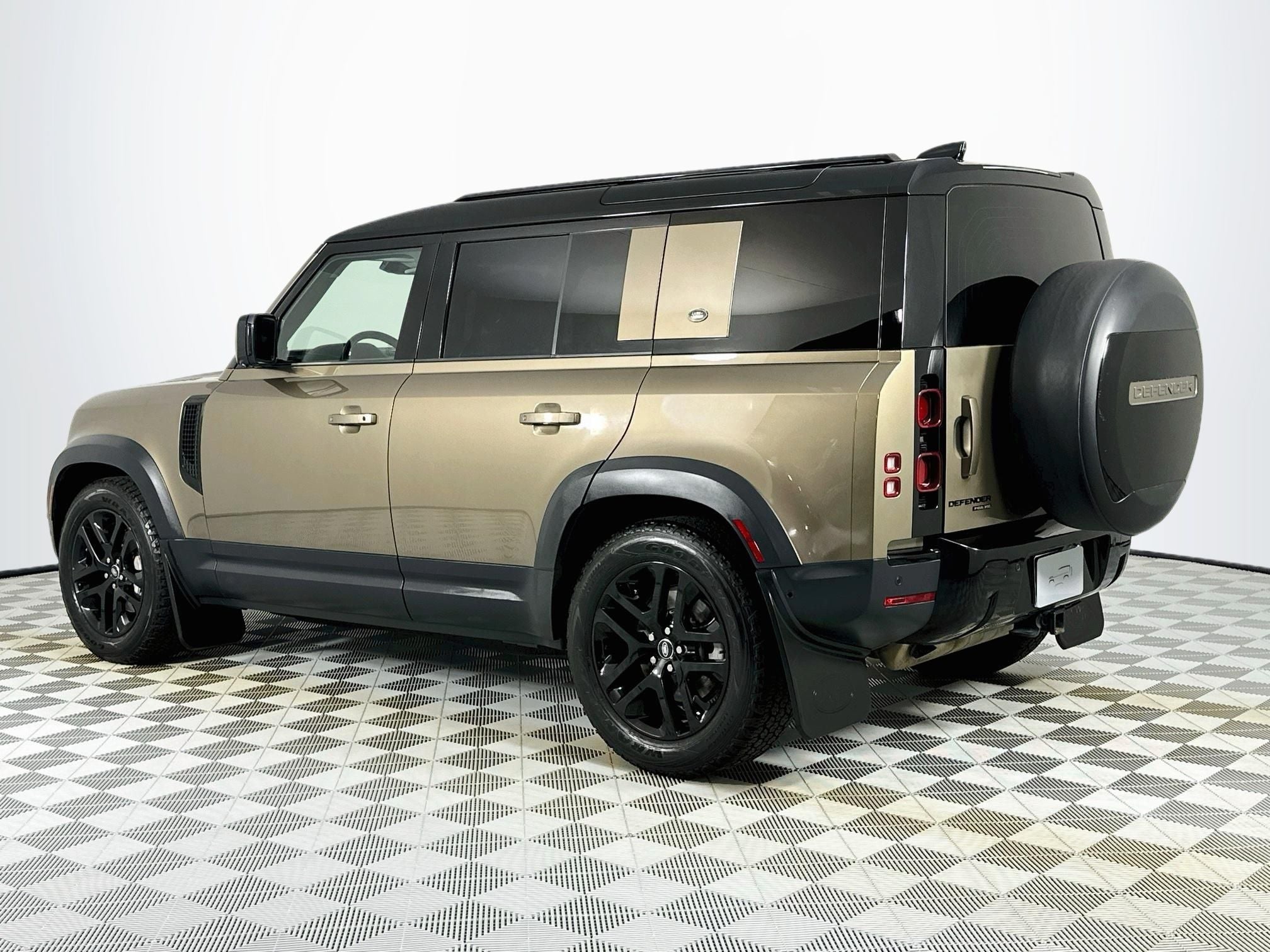 2020 Land Rover Defender 110 HSE