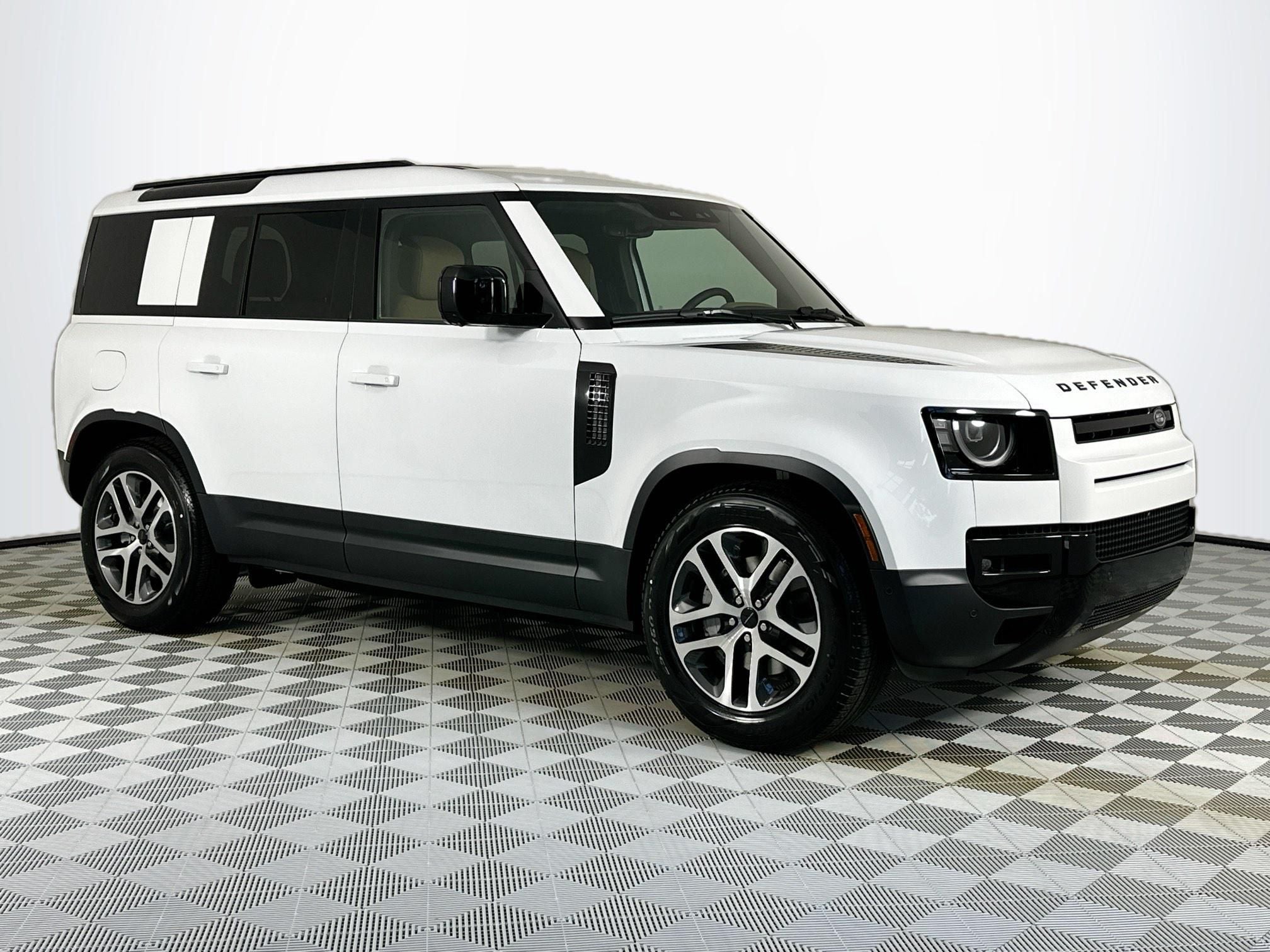 2026 Land Rover Defender 110 S