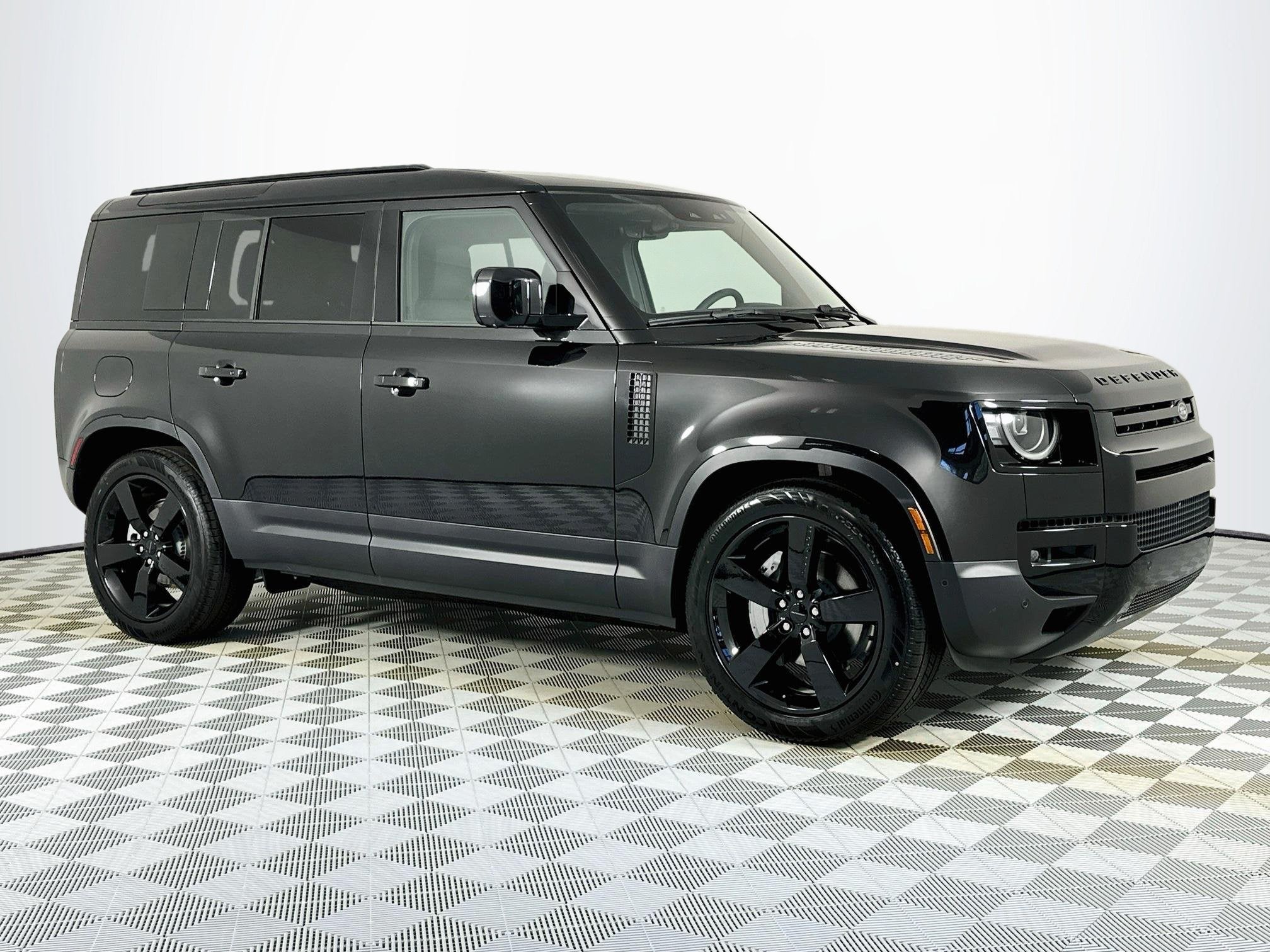 2026 Land Rover Defender 110 S