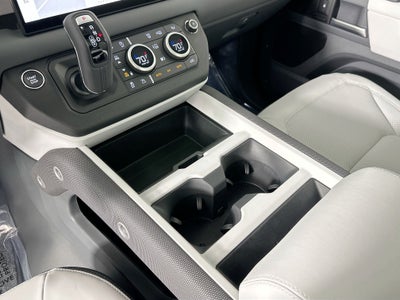 2025 Land Rover Defender 110 S