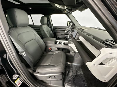 2025 Land Rover Defender 110 S
