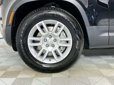 2025 Land Rover Defender 110 S