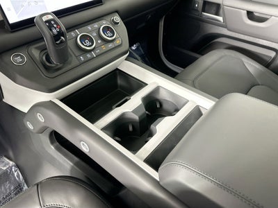 2025 Land Rover Defender 110 S