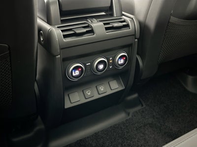 2025 Land Rover Defender 110 S