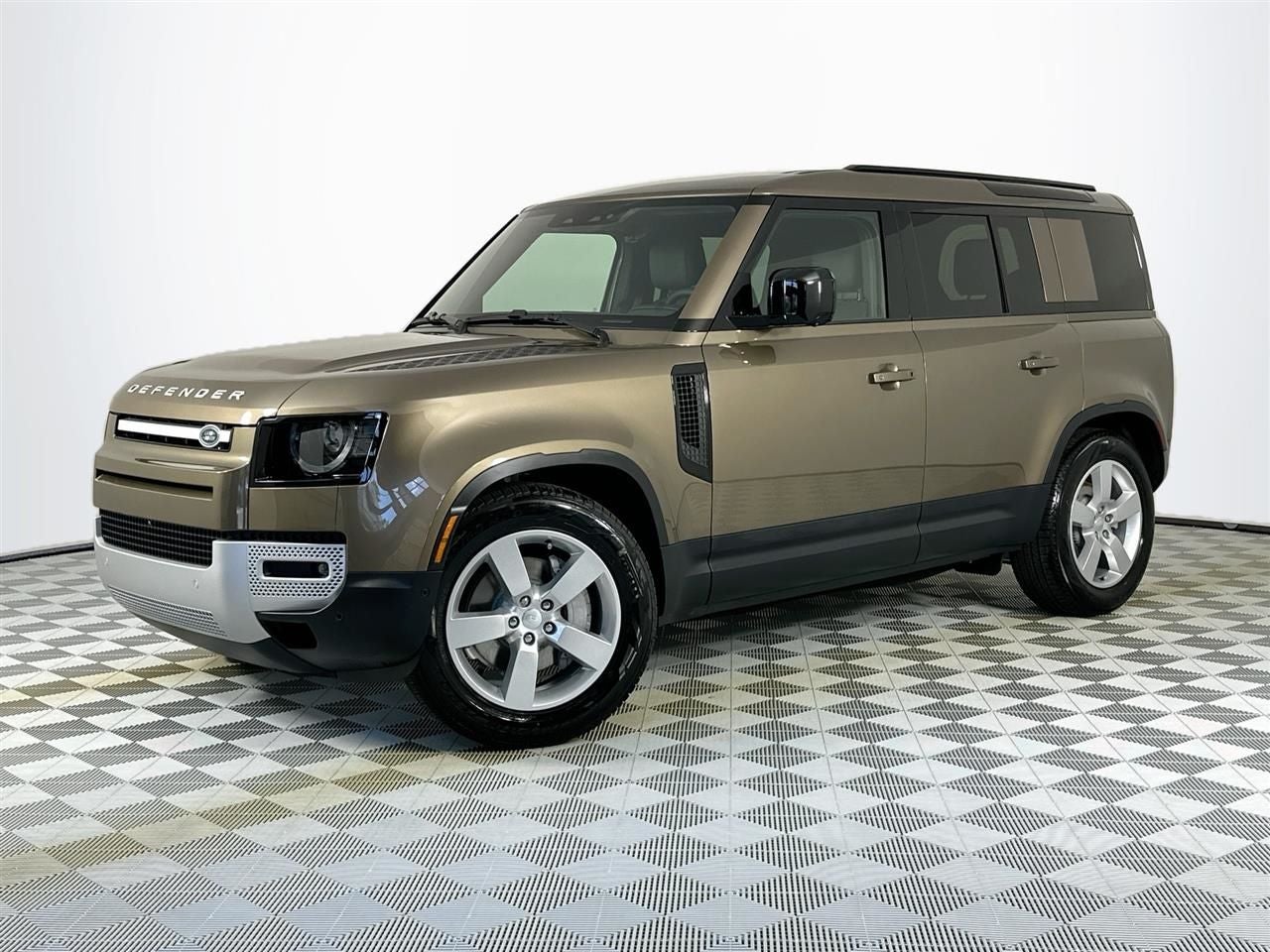 2025 Land Rover Defender 110 S