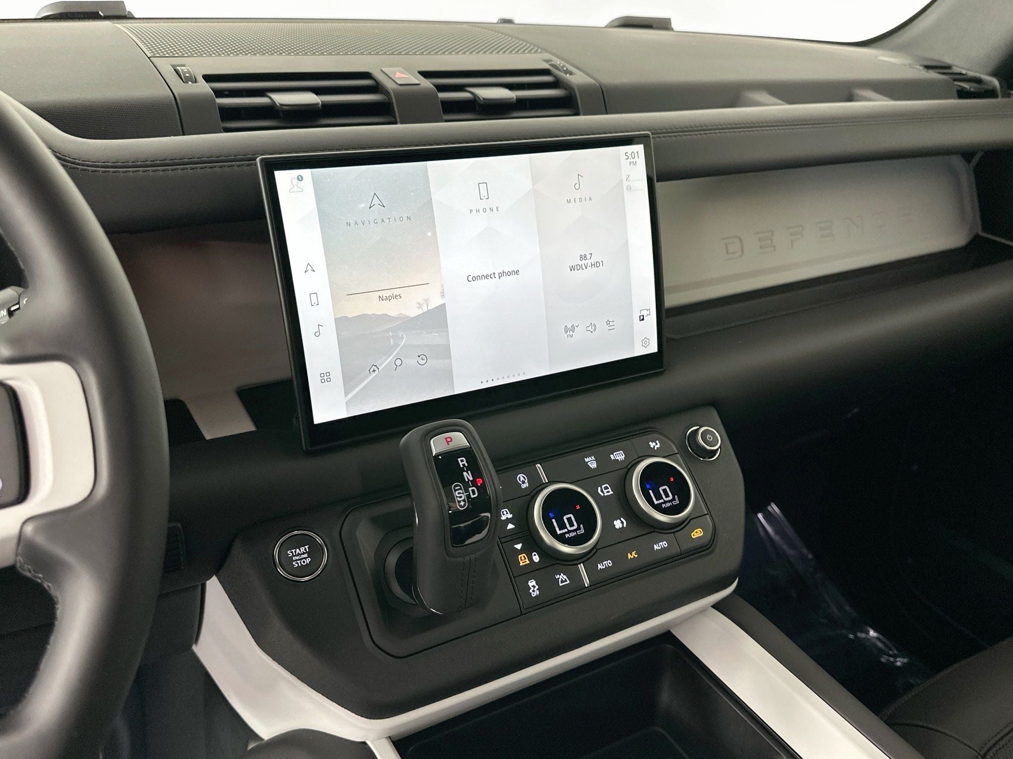 2025 Land Rover Defender 110 S