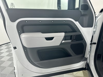 2026 Land Rover Defender 110 S