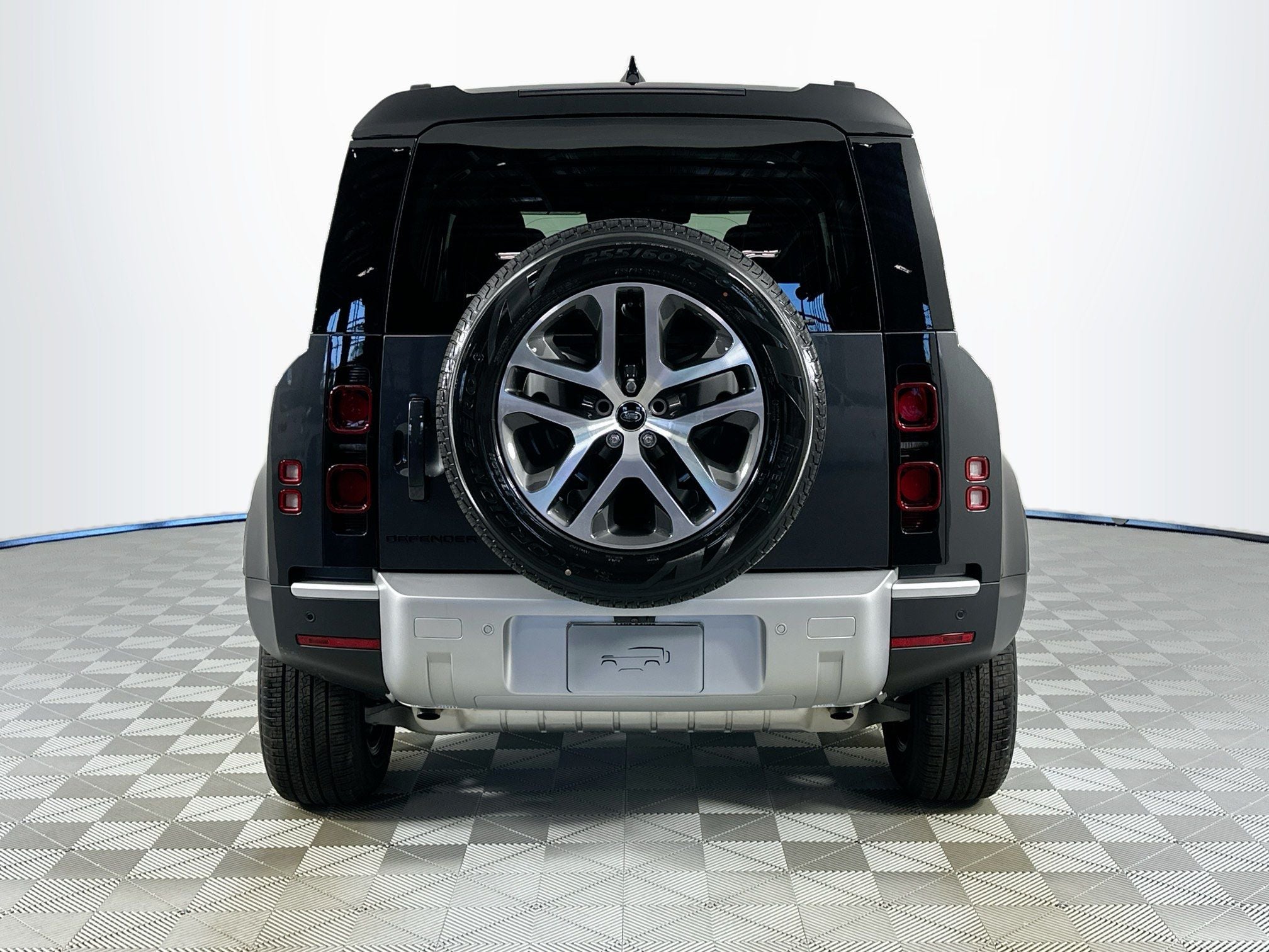 2025 Land Rover Defender 110 S