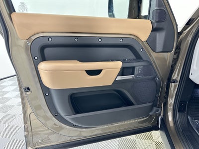 2026 Land Rover Defender 110 S
