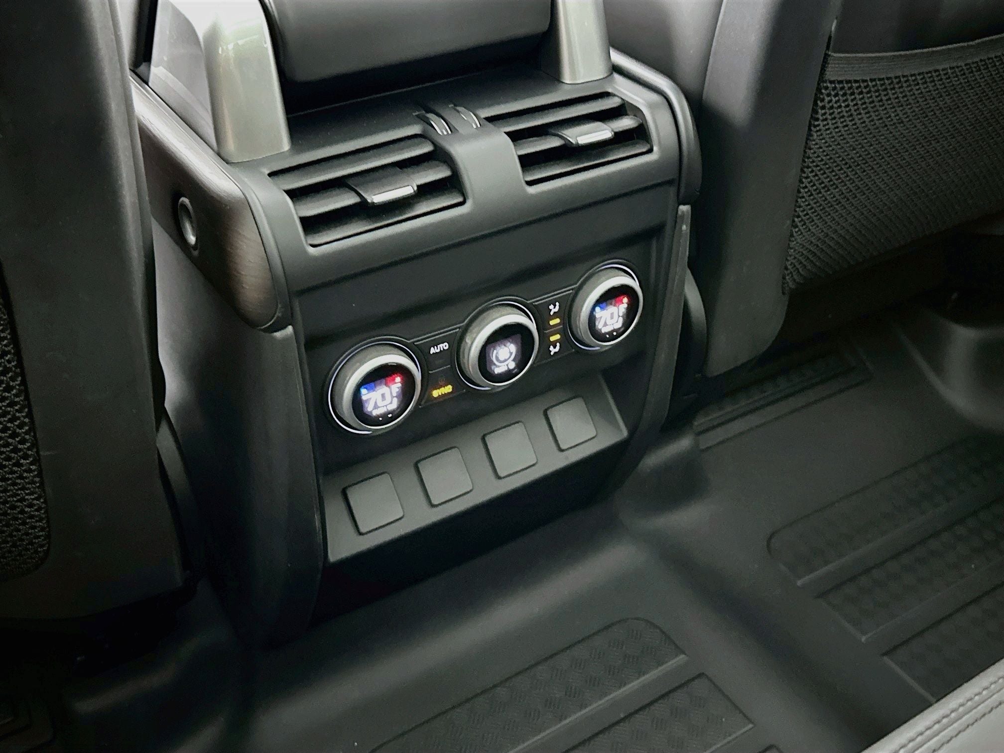 2023 Land Rover Defender 130 First Edition