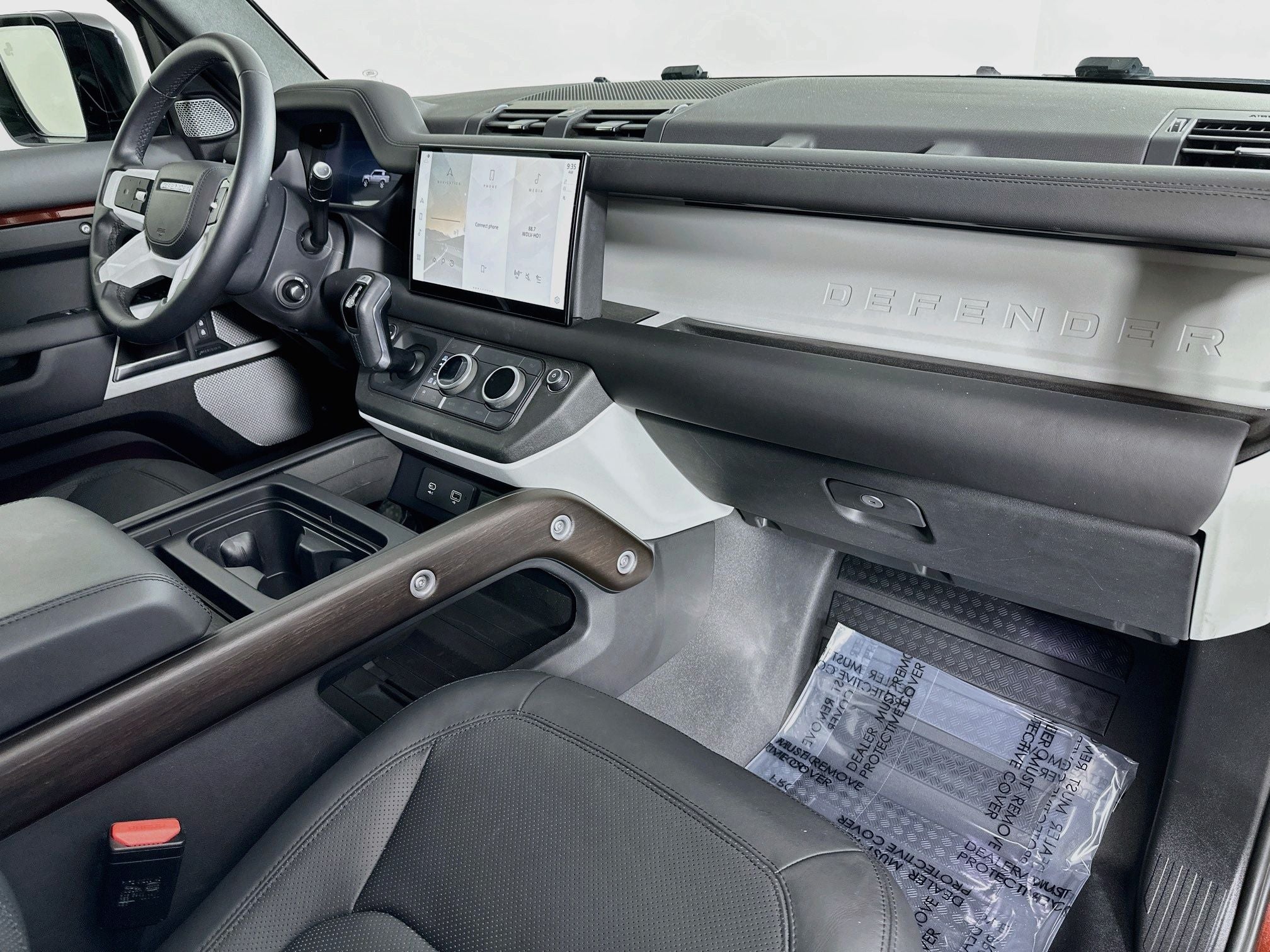 2023 Land Rover Defender 130 First Edition
