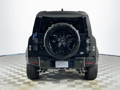 2023 Land Rover Defender 110 V8