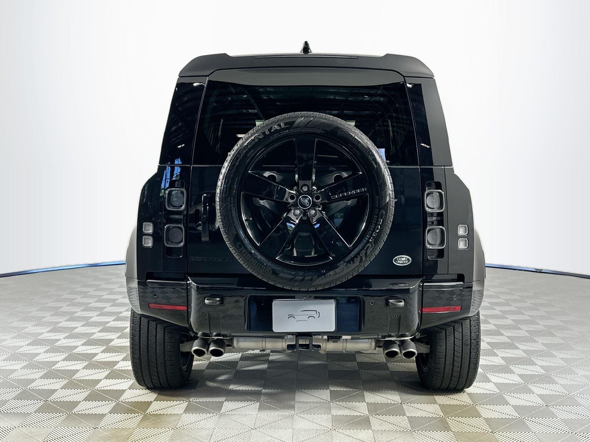 2023 Land Rover Defender 110 V8