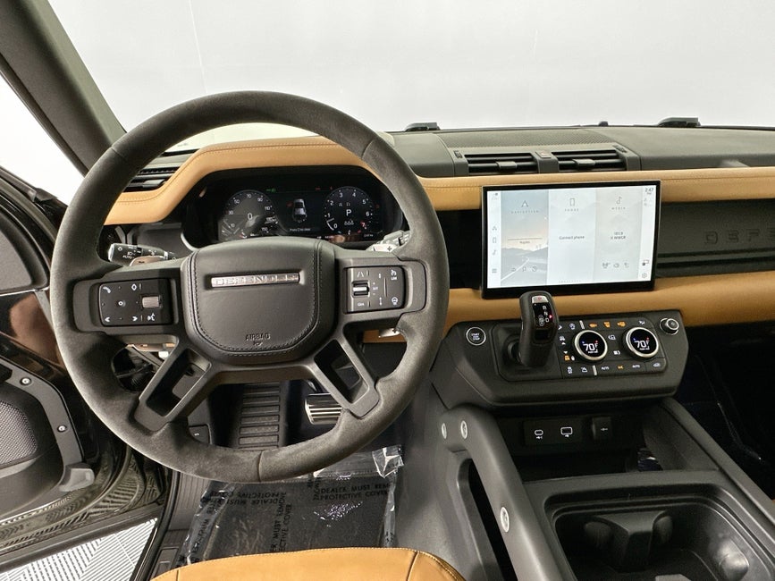 2023 Land Rover Defender 110 V8 P525 in Naples, FL - Bentley Naples