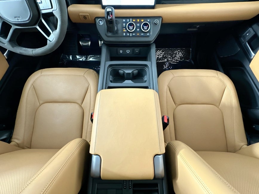 2023 Land Rover Defender 110 V8 P525 in Naples, FL - Bentley Naples