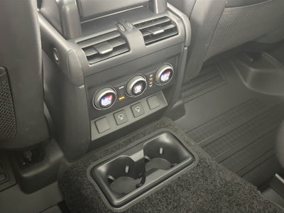 2025 Land Rover Defender 130 V8