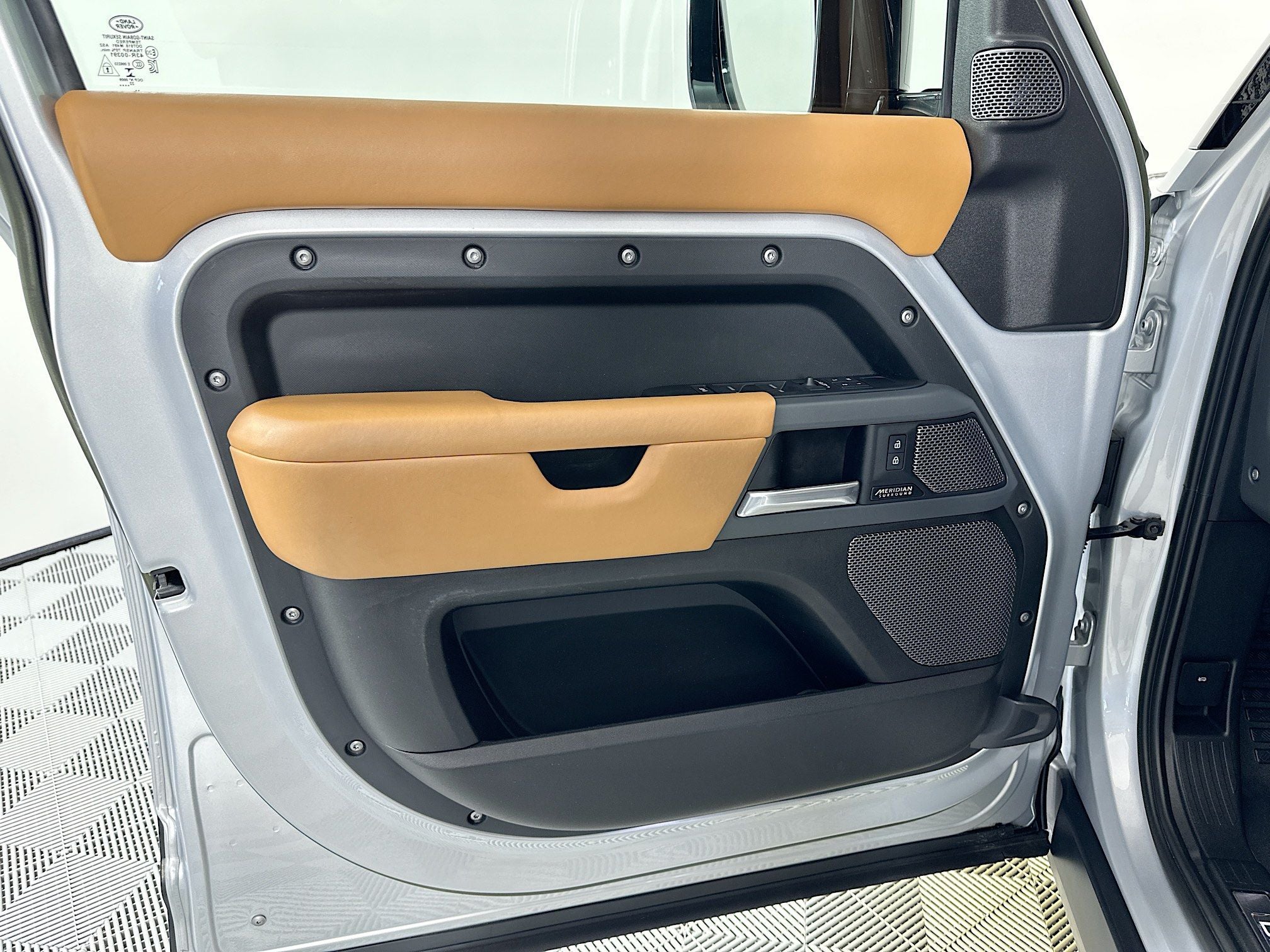 2023 Land Rover Defender 110 X