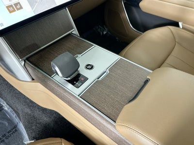 2024 Land Rover Range Rover SE