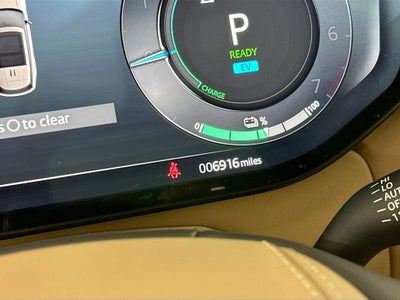 2025 Land Rover Range Rover Plug-In Hybrid SE