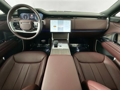 2025 Land Rover Range Rover Plug-In Hybrid SE