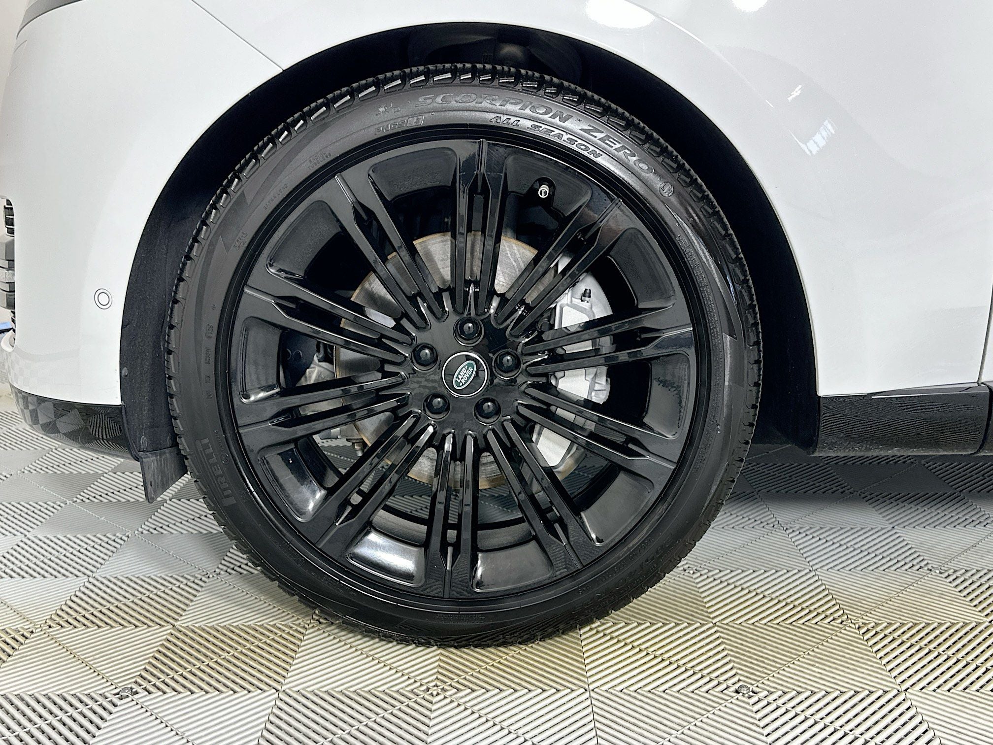 2024 Land Rover Range Rover SE