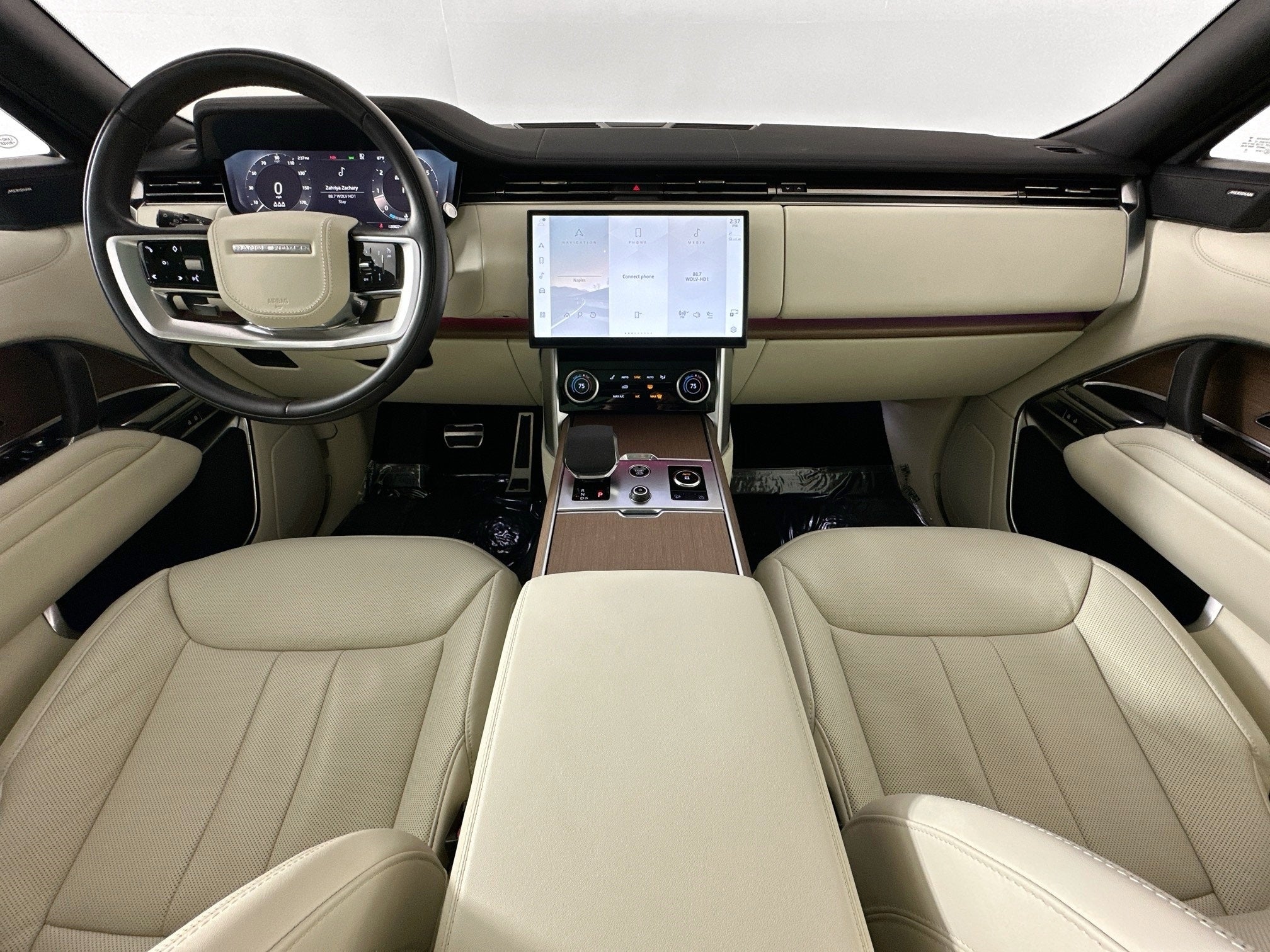 2023 Land Rover Range Rover SE