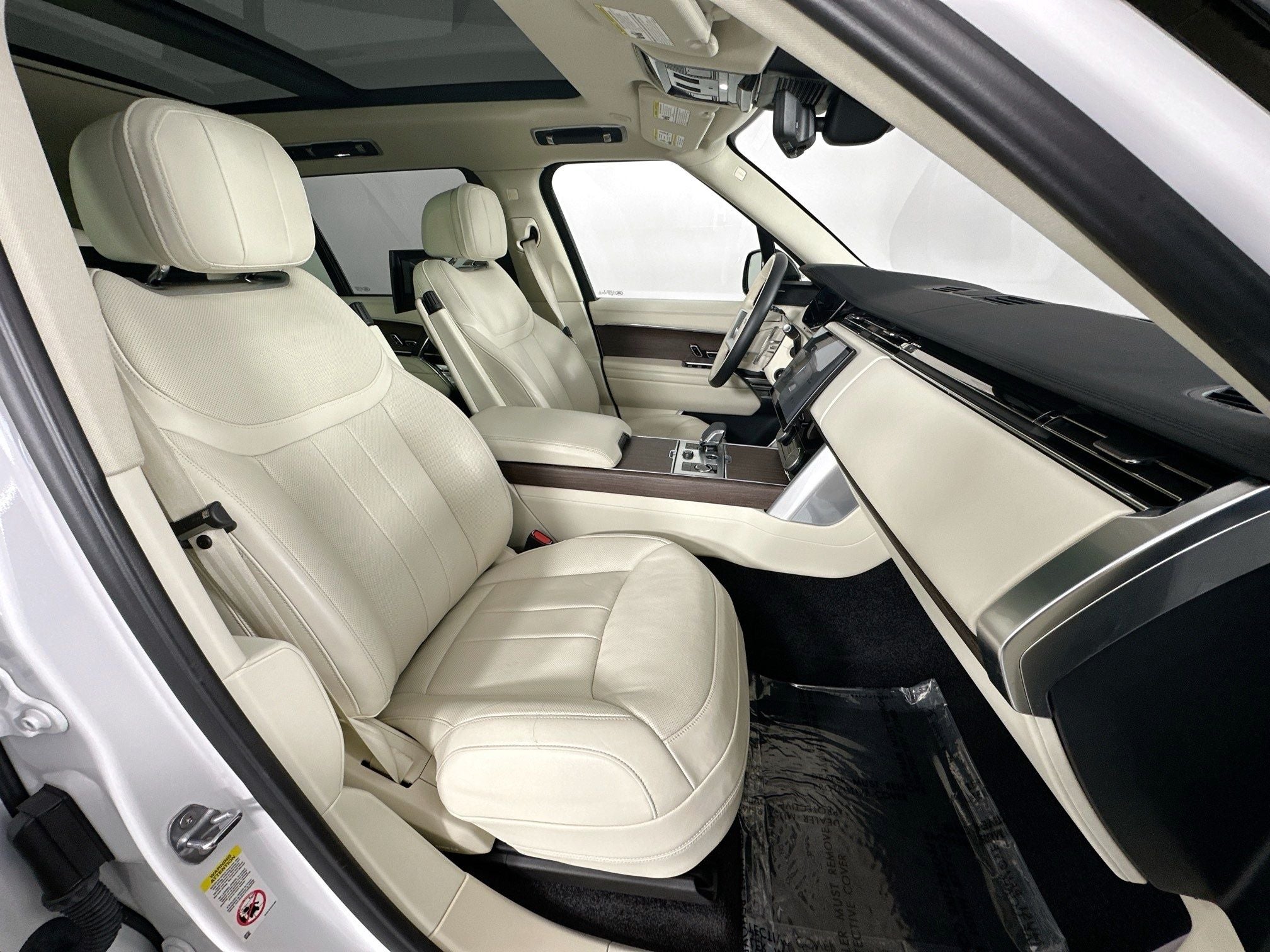 2023 Land Rover Range Rover SE LWB