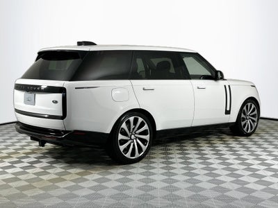 2023 Land Rover Range Rover SE LWB